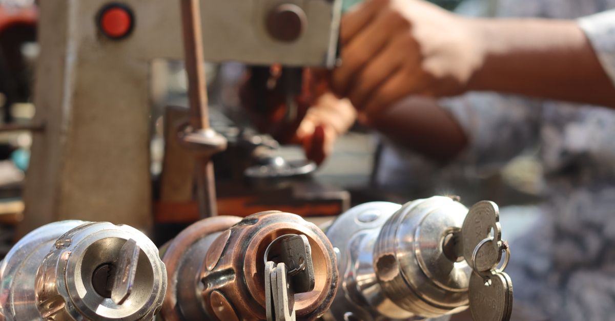 Why Broken Key Extraction Demands a Professional Hand — Pro Columbia Locksmith